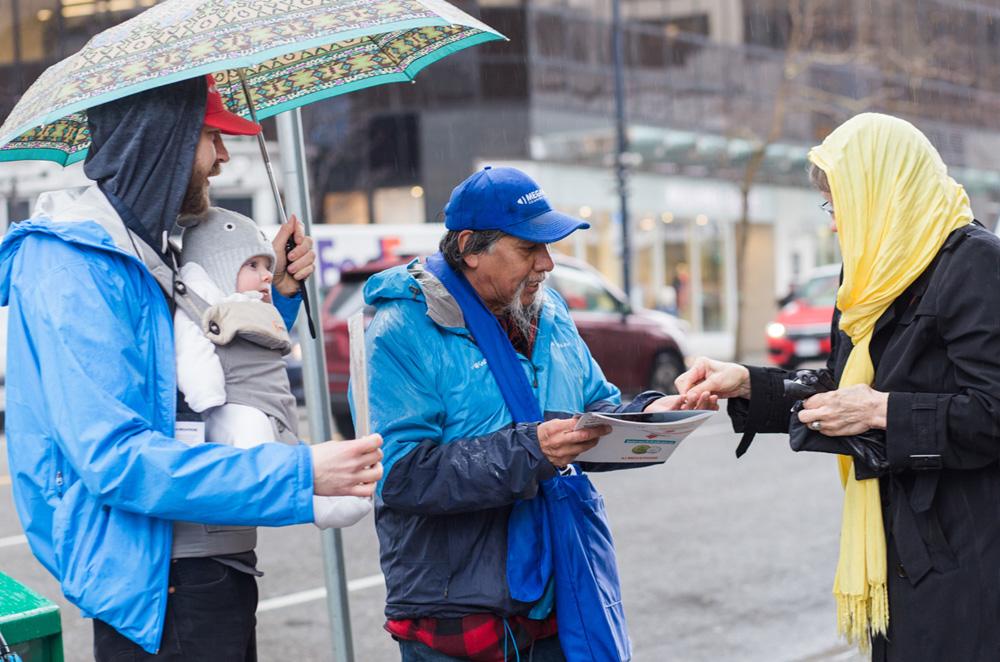 VCF Staff Volunteering for Megphone